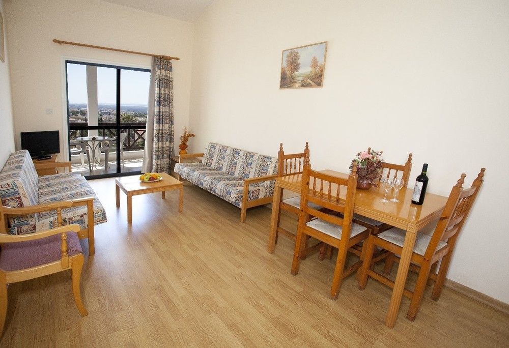 Episkopiana Hotel & Sport Resort Episkopi  외부 사진