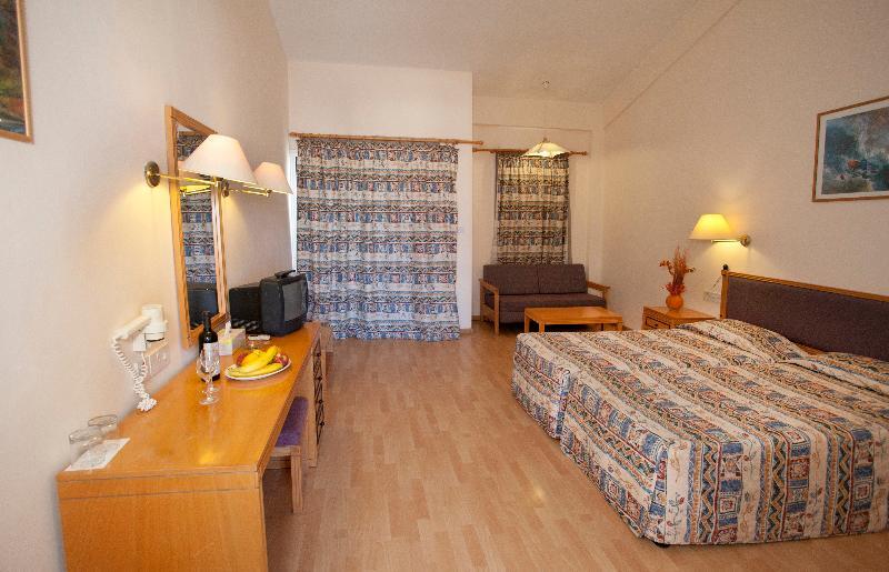 Episkopiana Hotel & Sport Resort Episkopi  외부 사진